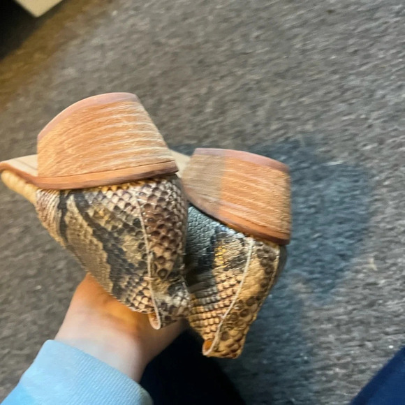 Frye Snakeskin Mules Boots, size 7.5 - Picture 8 of 9